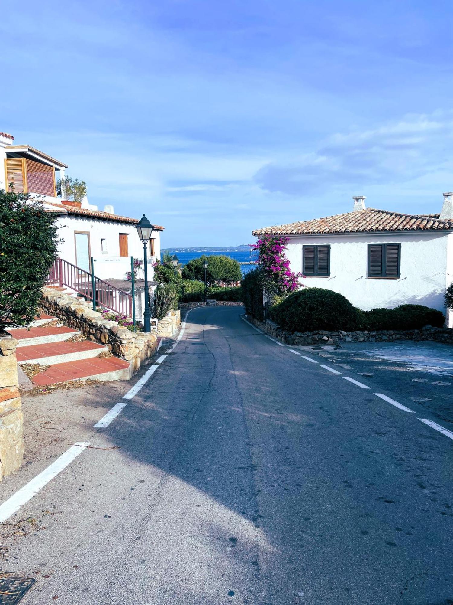 Bellissimo Appartamento Con Veranda Privata Al Centro Di Porto Rotondo Exteriér fotografie